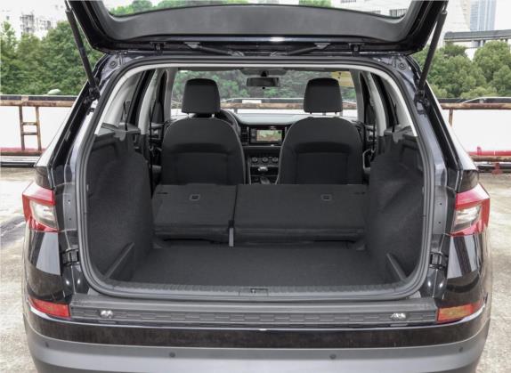 柯迪亚克 2020款 TSI330 5座两驱标准版 车厢座椅   后备厢