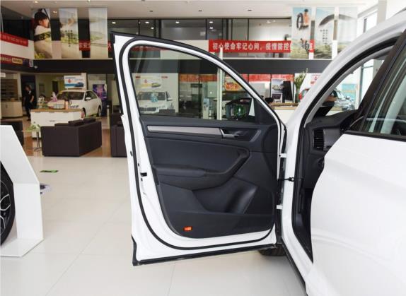 柯迪亚克 2020款 TSI330 5座两驱舒适版 车厢座椅   前门板