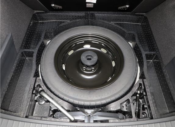 柯迪亚克 2021款 TSI330 5座两驱舒适版 其他细节类   备胎