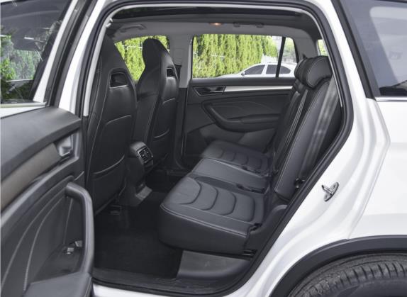 柯迪亚克 2022款 改款 TSI330 7座两驱奢享版 车厢座椅   后排空间