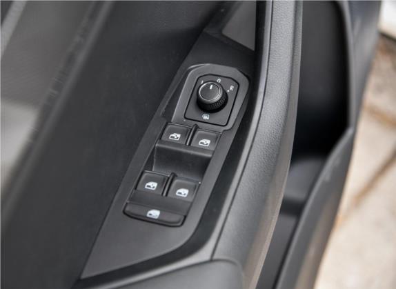 柯珞克 2018款 TSI280 豪华版 国V 车厢座椅   门窗控制
