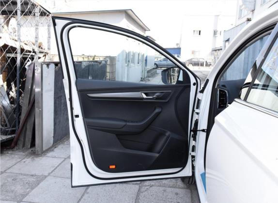 柯珞克 2018款 TSI280 豪华版 国VI 车厢座椅   前门板