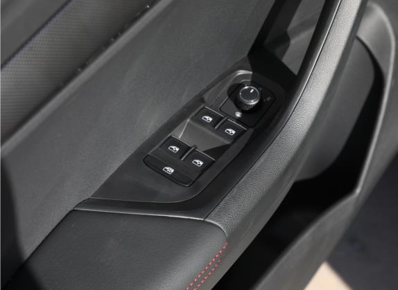 柯珞克 2022款 TSI280 豪华版 车厢座椅   门窗控制