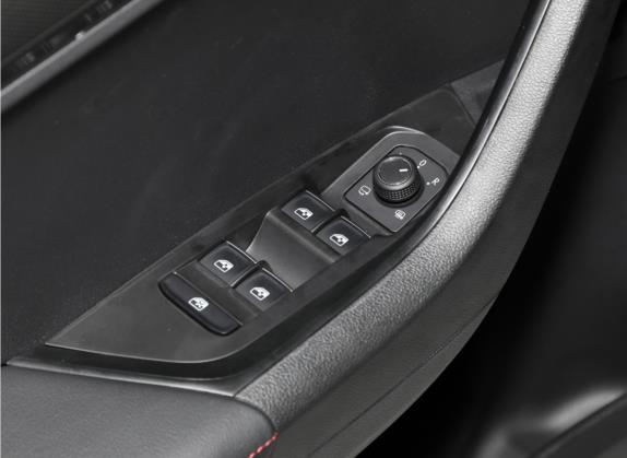 柯珞克 2022款 TSI280 智曜版 车厢座椅   门窗控制