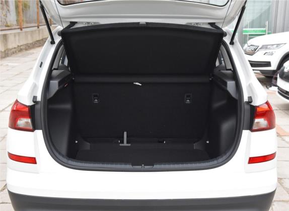 柯米克 2018款 1.5L 手动标准版 国V 车厢座椅   后备厢