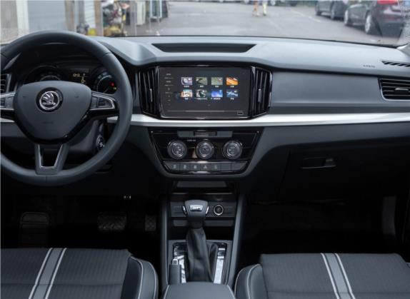 柯米克 2020款 GT TSI230 DSG舒适版 国VI 中控类   中控台