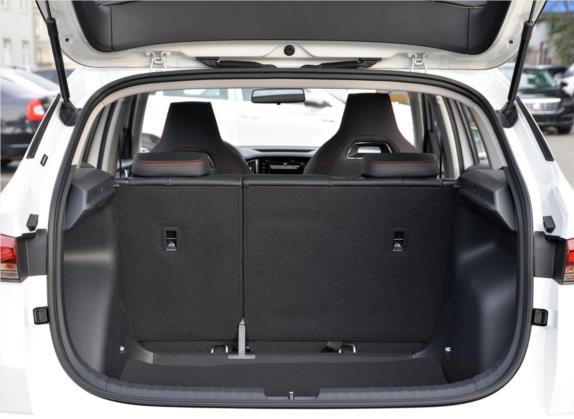 柯米克 2020款 GT 1.5L 自动旗舰版 国VI 车厢座椅   后备厢
