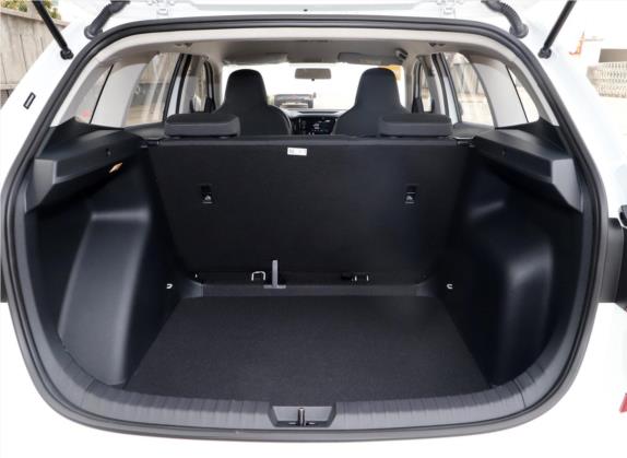 柯米克 2020款 1.5L 自动标准版 车厢座椅   后备厢