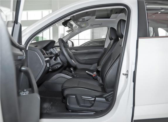 柯米克 2020款 1.5L 自动舒适版 车厢座椅   前排空间