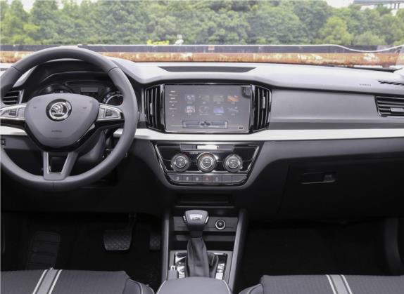 柯米克 2020款 改款 GT 1.5L 自动舒适版 国VI 中控类   中控台