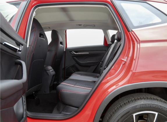 柯米克 2020款 改款 GT 1.5L 自动旗舰版 国VI 车厢座椅   后排空间