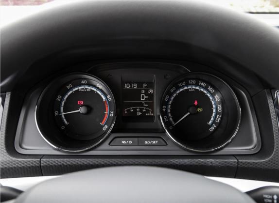 柯米克 2020款 改款 GT 1.5L 自动旗舰版 国VI 中控类   仪表盘