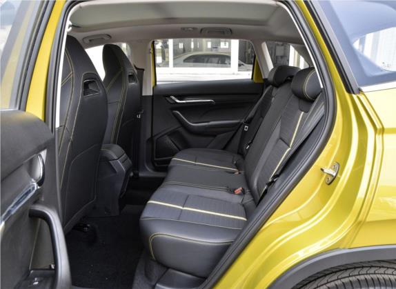 柯米克 2020款 改款 GT TSI230 DSG旗舰版 国VI 车厢座椅   后排空间