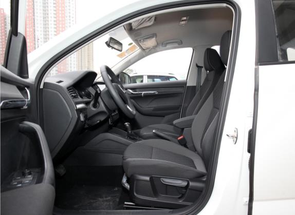 柯米克 2021款 1.5L 自动标准版 车厢座椅   前排空间