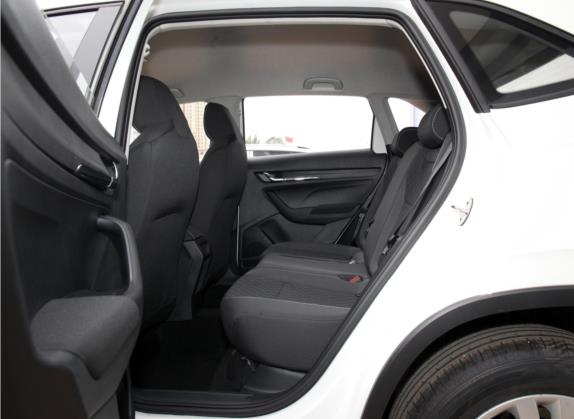 柯米克 2021款 1.5L 自动标准版 车厢座椅   后排空间