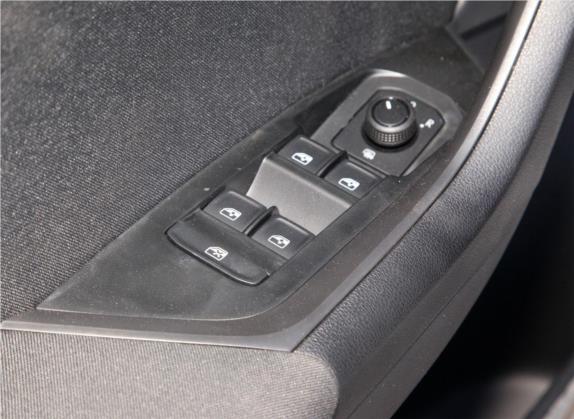 柯迪亚克GT 2019款 TSI330 两驱标准版 国VI 车厢座椅   门窗控制