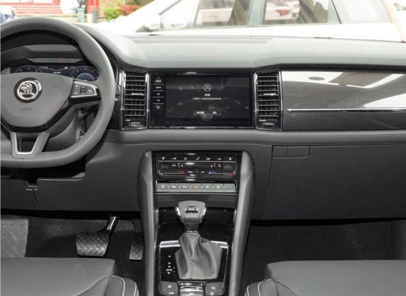 柯迪亚克GT 2021款 TSI380 四驱豪华版 中控类   中控台