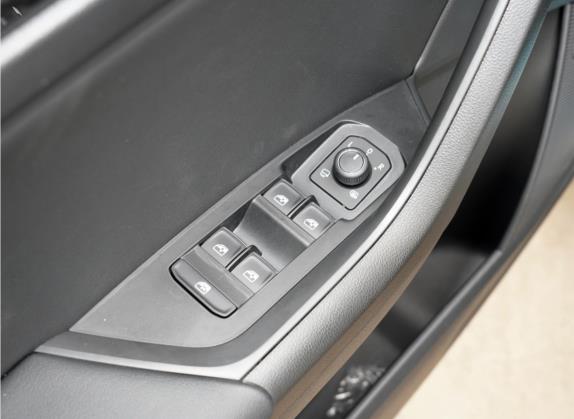 柯迪亚克GT 2021款 TSI380 四驱豪华版 车厢座椅   门窗控制