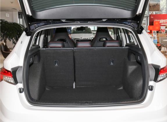 柯迪亚克GT 2022款 TSI330 两驱奢享版 车厢座椅   后备厢