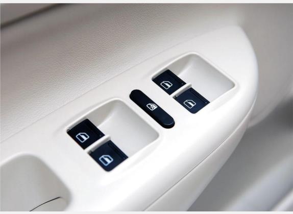 明锐 2007款 2.0L 自动逸仕版 车厢座椅   门窗控制