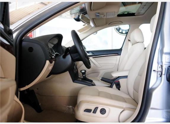 明锐 2010款 1.8TSI DSG逸尊版 车厢座椅   前排空间