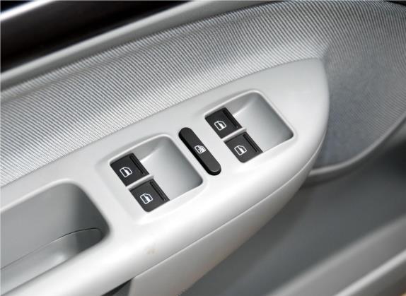 明锐 2013款 1.6L 手动逸致版 车厢座椅   门窗控制