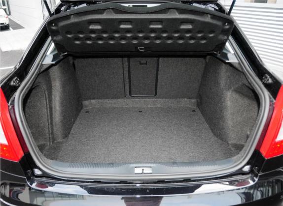 明锐 2014款 1.6L 手动逸俊版 车厢座椅   后备厢