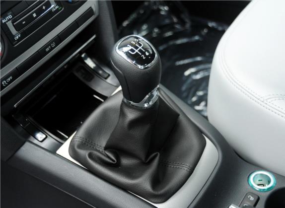 明锐 2014款 1.6L 手动逸俊版 中控类   挡把