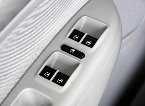 明锐 2014款 1.6L 手动逸杰版 车厢座椅   门窗控制