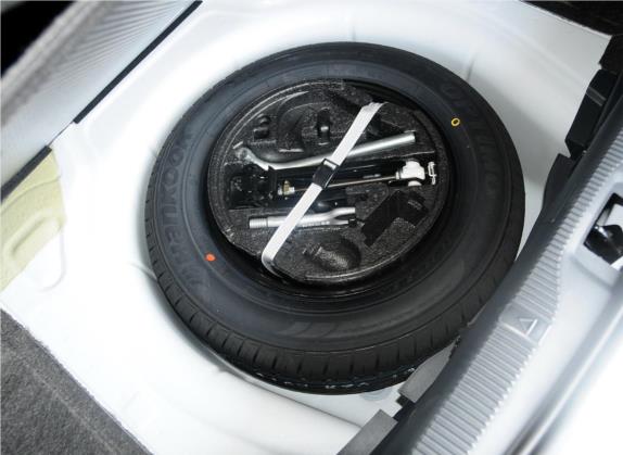 明锐 2014款 1.6L 自动逸杰版 其他细节类   备胎