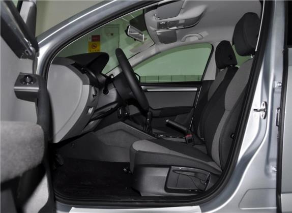 明锐 2015款 1.6L 手动逸致版 车厢座椅   前排空间
