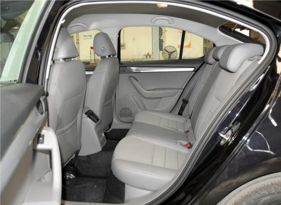 明锐 2015款 1.6L 自动逸杰版 车厢座椅   后排空间