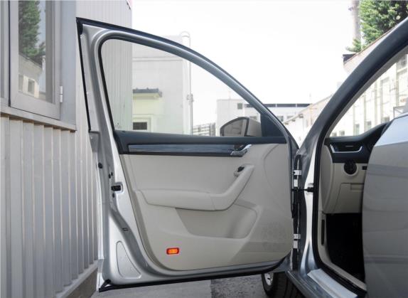 明锐 2015款 1.6L 手动逸俊版 车厢座椅   前门板