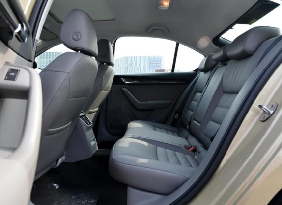 明锐 2015款 1.6L 自动逸俊版 车厢座椅   后排空间