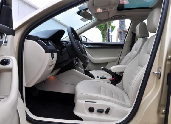 明锐 2015款 1.4TSI DSG逸尊版 车厢座椅   前排空间
