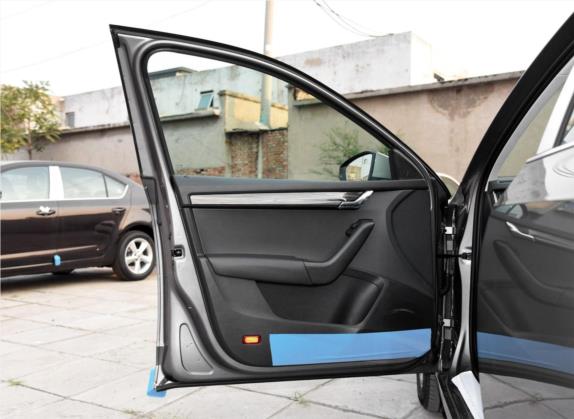 明锐 2016款 1.6L 手动智行版 车厢座椅   前门板