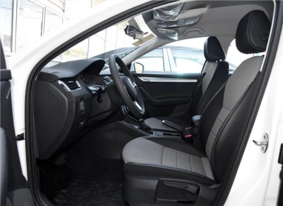 明锐 2017款 1.6L 自动创行版 车厢座椅   前排空间