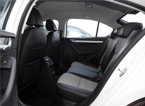 明锐 2017款 1.6L 自动创行版 车厢座椅   后排空间