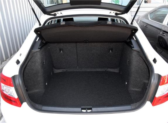 明锐 2017款 1.6L 自动创行版 车厢座椅   后备厢