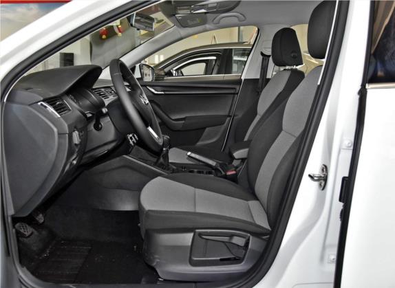 明锐 2017款 经典款 1.6L 手动舒适版 车厢座椅   前排空间
