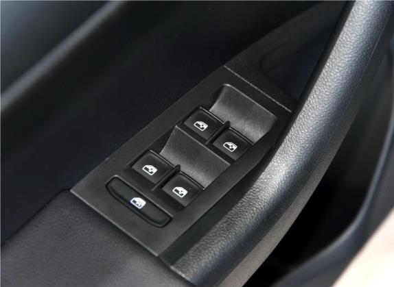 明锐 2018款 旅行车 TSI230 DSG豪华版 车厢座椅   门窗控制