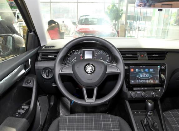 明锐 2018款 旅行车 TSI230 DSG舒适版 中控类   驾驶位