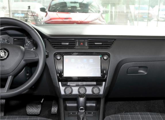 明锐 2018款 旅行车 TSI230 DSG舒适版 中控类   中控台