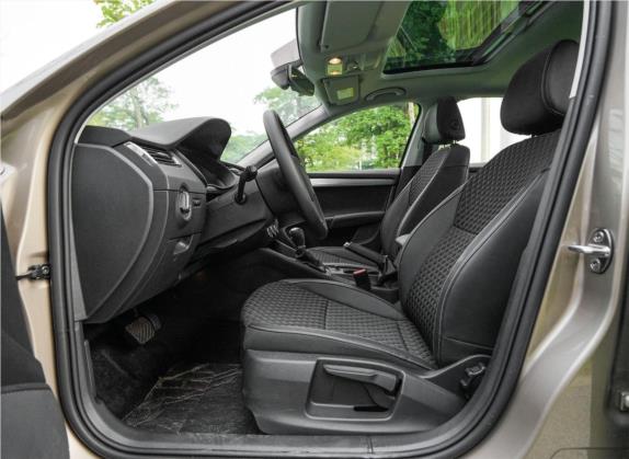 明锐 2018款 TSI230 DSG豪华版 车厢座椅   前排空间