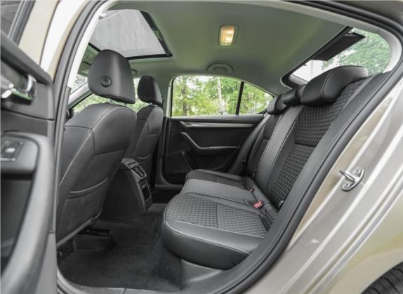 明锐 2018款 TSI230 DSG豪华版 车厢座椅   后排空间