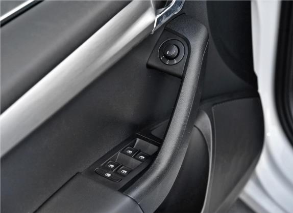 明锐 2018款 1.6L 自动舒适版 车厢座椅   门窗控制