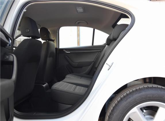 明锐 2019款 1.5L 手动标准版 国V 车厢座椅   后排空间