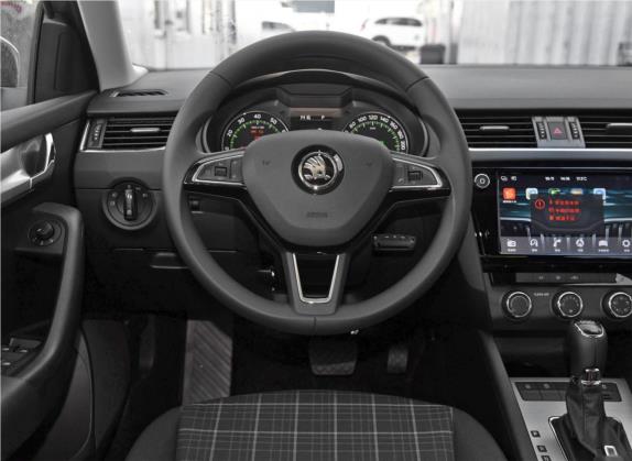 明锐 2019款 TSI230 DSG舒适版 中控类   驾驶位