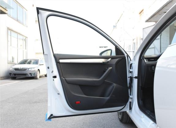 明锐 2019款 1.5L 自动豪华版 车厢座椅   前门板