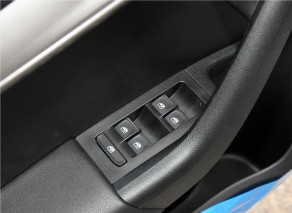 明锐 2019款 TSI280 DSG豪华版 车厢座椅   门窗控制